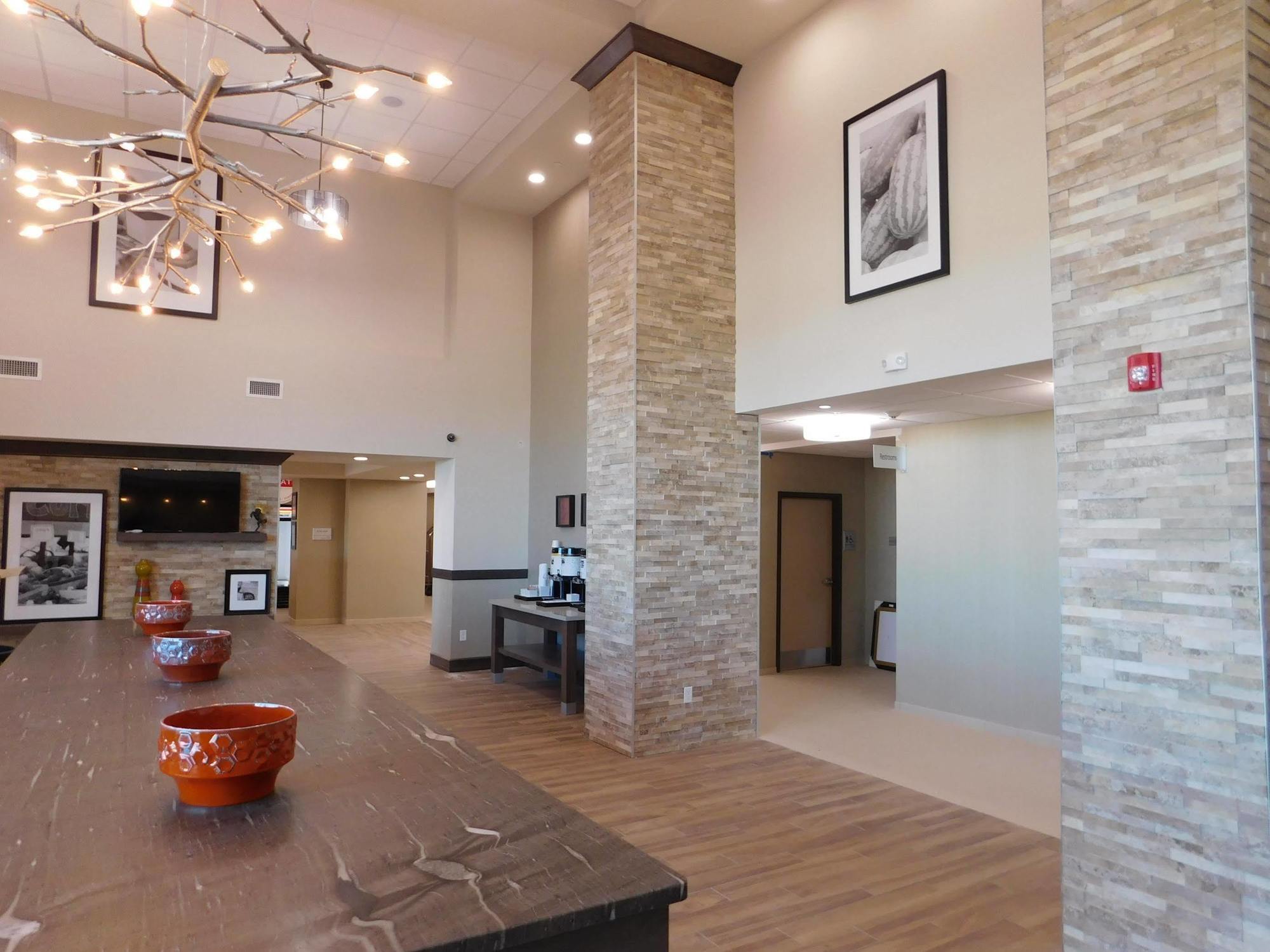 Hampton Inn & Suites Artesia Ngoại thất bức ảnh