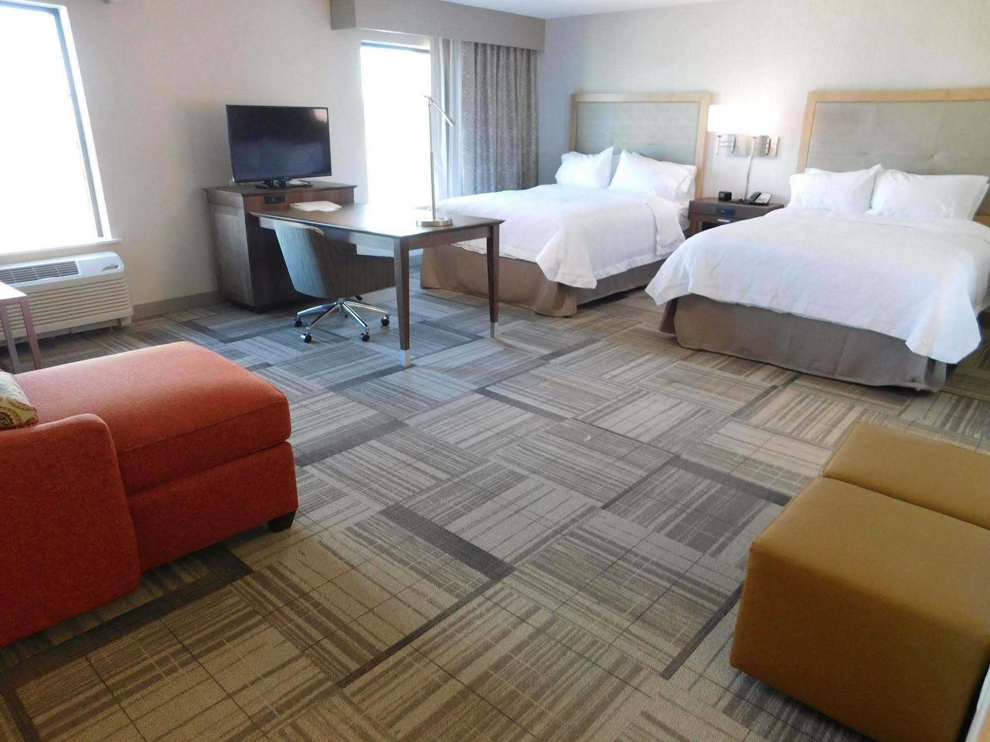 Hampton Inn & Suites Artesia Ngoại thất bức ảnh